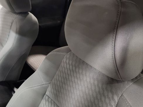 Used 2022 Toyota Tacoma SR5 image 32