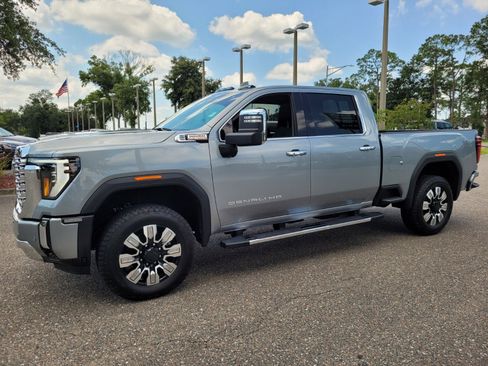 Certified 2024 GMC Sierra 2500 Denali w/ Denali Reserve Package image 2