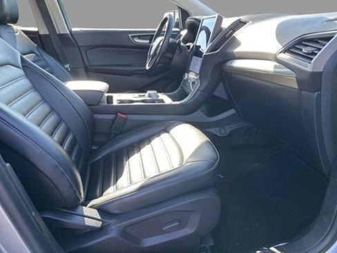 Certified 2024 Ford Edge SEL image 11