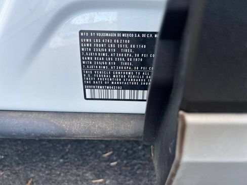 Used 2026 Volkswagen Tiguan SE FWD image 31