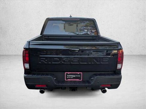 Used 2026 Honda Ridgeline Black Edition image 7