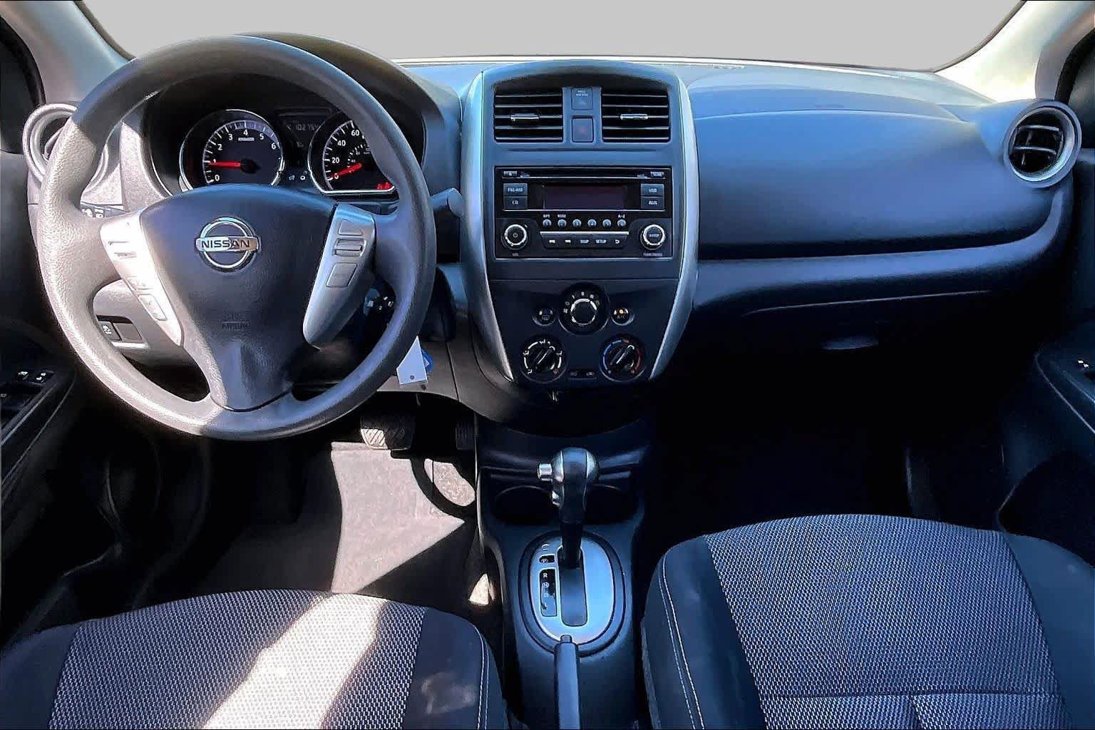Used 2016 Nissan Versa SV FWD image 16