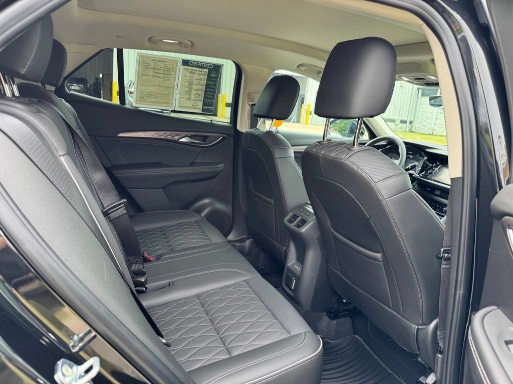 Certified 2023 Buick Envision Avenir AWD/4WD image 32