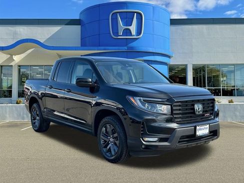 Used 2023 Honda Ridgeline Sport image 1