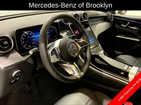 Certified 2025 Mercedes-Benz GLC 300 4MATIC image 17