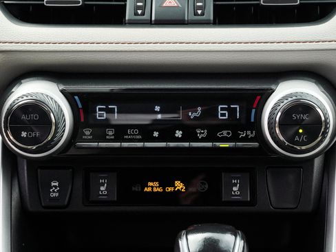 Certified 2023 Toyota RAV4 XLE Premium AWD/4WD image 38