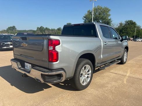Used 2024 Chevrolet Silverado 1500 LTZ AWD/4WD image 3