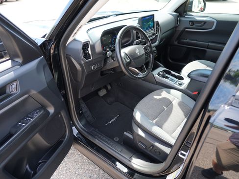 Used 2021 Ford Bronco Sport Big Bend w/ Big Bend Package (96B) AWD/4WD image 15
