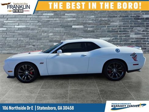 Used 2014 Dodge Challenger SRT8 image 2