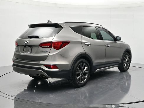 Used 2018 Hyundai Santa Fe Sport w/ 2.0T Ultimate Tech Package 05 FWD image 5