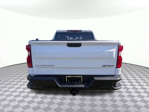 Used 2025 Chevrolet Silverado 1500 ZR2 w/ Technology Package AWD/4WD image 4