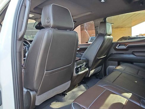 Certified 2023 GMC Sierra 1500 Denali w/ Denali Reserve Package AWD/4WD image 28