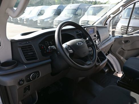 Used 2024 Ford Transit 250 Low Roof w/ Exterior Upgrade Package RWD image 6