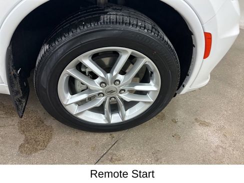 Used 2024 Dodge Durango GT image 15