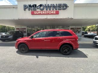 Used 2019 Dodge Journey SE w/ Blacktop Package image 1