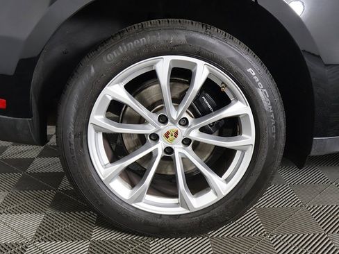 Used 2022 Porsche Macan image 21