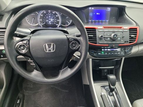 Used 2017 Honda Accord LX image 22