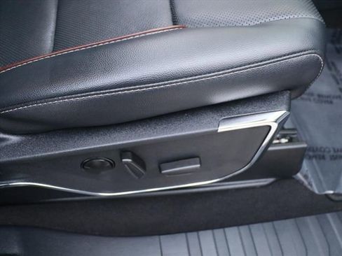 Used 2024 Ford F250 Lariat w/ Lariat Ultimate Package image 11