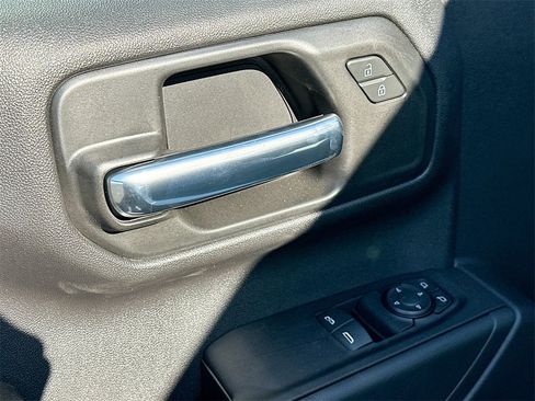New 2026 Chevrolet Silverado 1500 W/T image 12