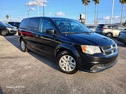 Used 2016 Dodge Grand Caravan SE w/ Quick Order Package 29E SE