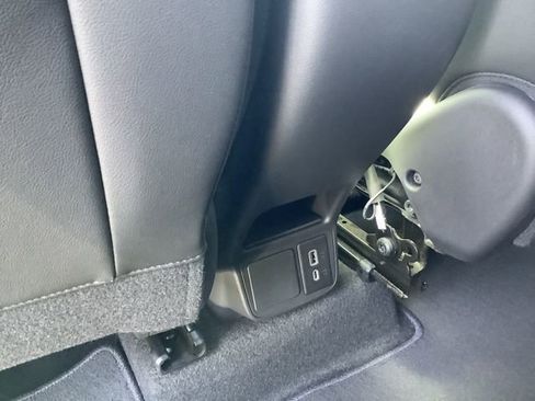 Used 2024 Buick Encore GX Preferred FWD image 25