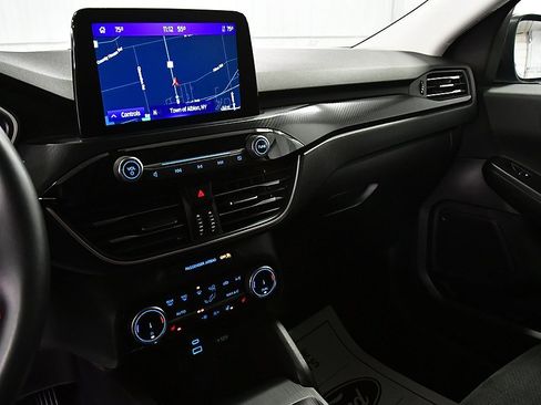 Used 2022 Ford Escape SEL w/ SEL Stealth AWD Package image 21