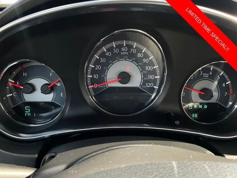 Used 2012 Chrysler 200 Touring image 19