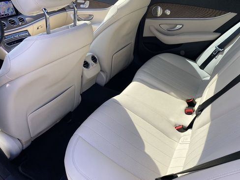 Certified 2022 Mercedes-Benz E 350 Sedan image 5