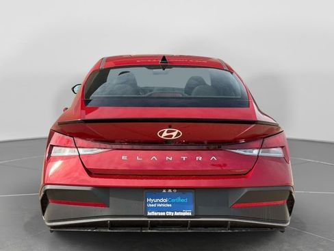 Certified 2025 Hyundai Elantra Sport FWD image 5