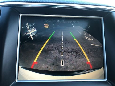 Used 2015 Jeep Grand Cherokee Altitude image 35