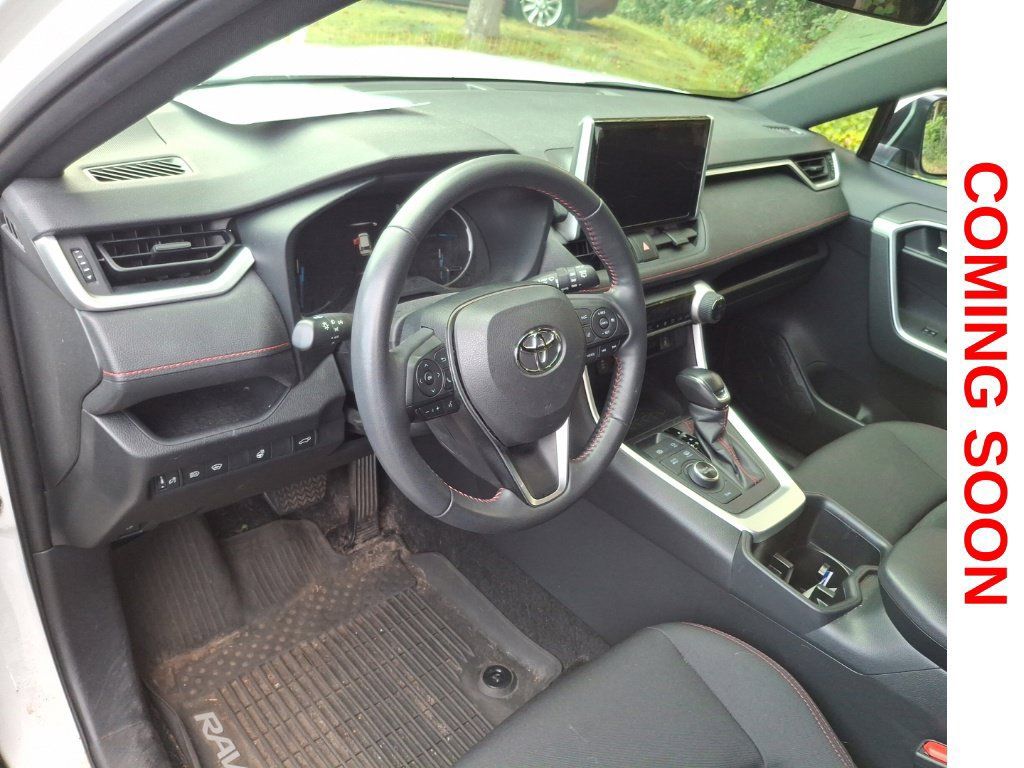 Used 2023 Toyota RAV4 SE w/ Weather & Moonroof Package AWD/4WD image 13