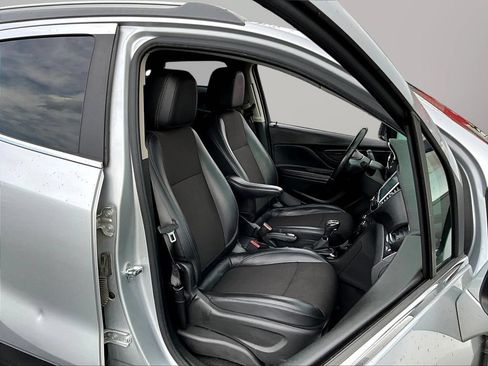 Used 2019 Buick Encore Preferred FWD image 30