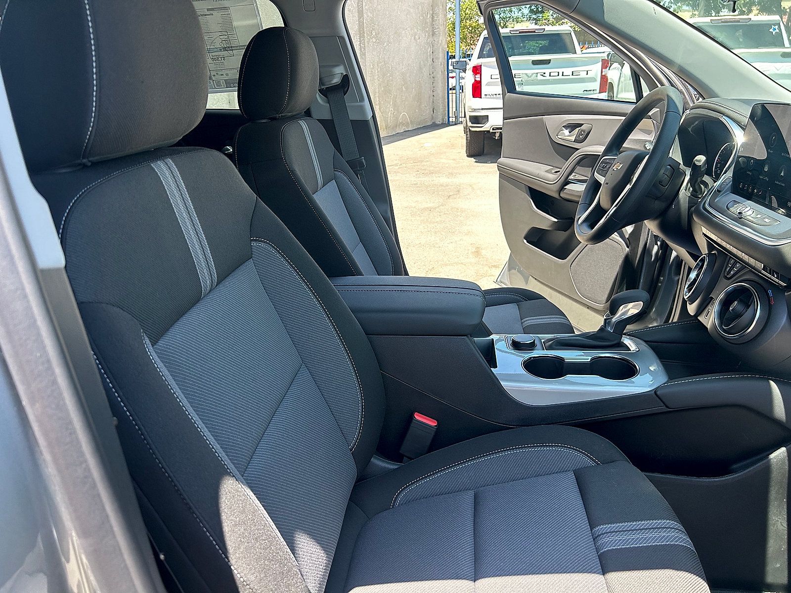 New 2026 Chevrolet Blazer LT FWD image 29