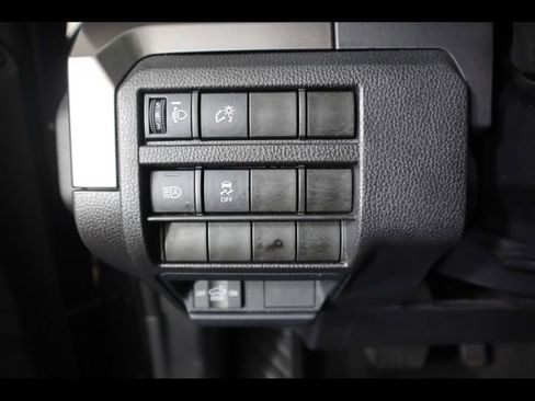 Used 2025 Toyota Tacoma TRD Off-Road AWD/4WD image 18