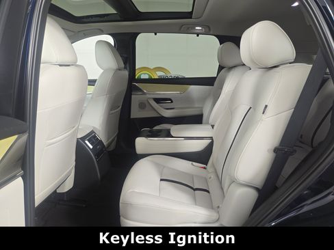 Certified 2025 MAZDA CX-90 3.3 Turbo S w/ Premium Plus AWD/4WD image 12