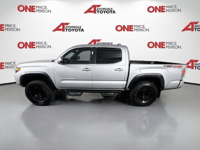 Certified 2020 Toyota Tacoma TRD Off-Road w/ TRD Premium Off Road Package AWD/4WD image 5