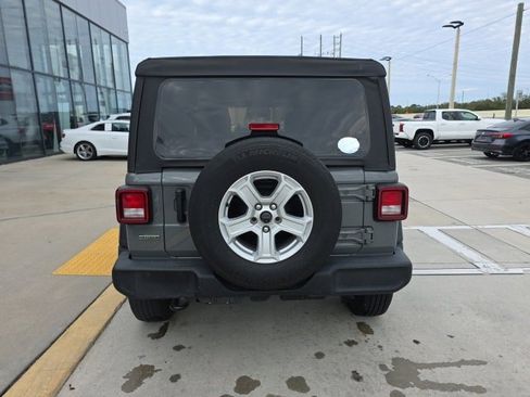 Used 2021 Jeep Wrangler Unlimited Sport image 6