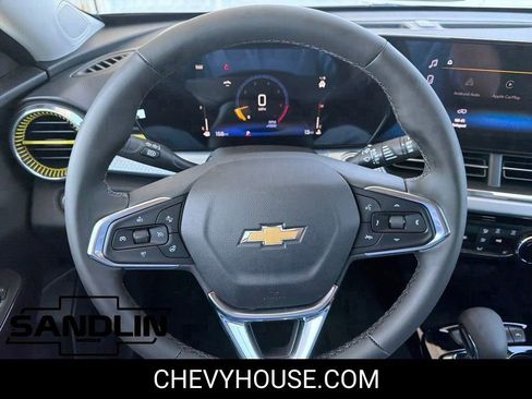 New 2026 Chevrolet Trax LT w/ Driver Confidence Package FWD image 14
