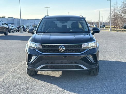 Used 2023 Volkswagen Taos SE image 28