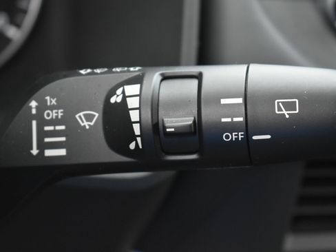 Used 2026 Nissan Rogue S image 22