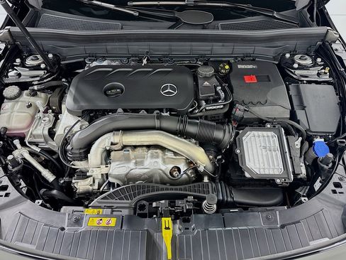 New 2026 Mercedes-Benz GLB 250 image 11