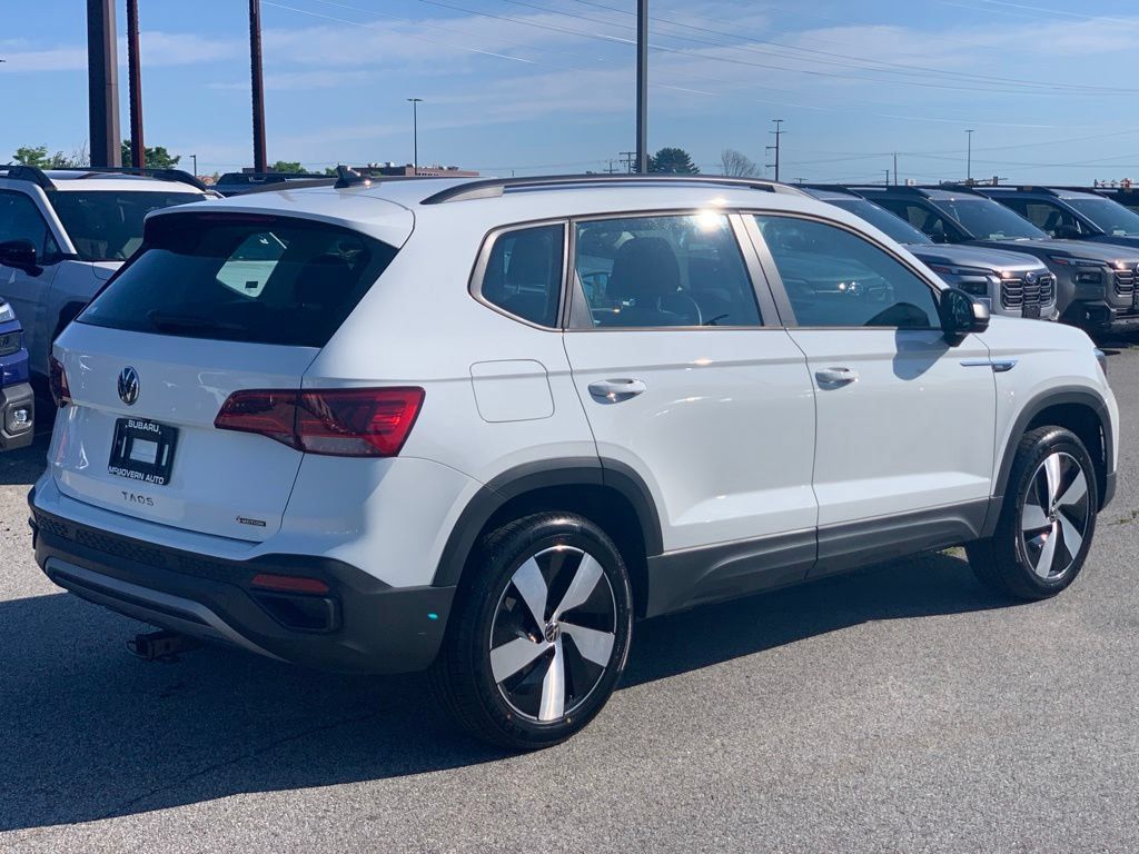 Used 2024 Volkswagen Taos S AWD/4WD image 8