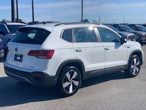 Used 2024 Volkswagen Taos S AWD/4WD image 8