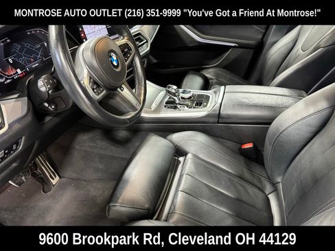 Used 2022 BMW X5 xDrive40i w/ M Sport Package image 14