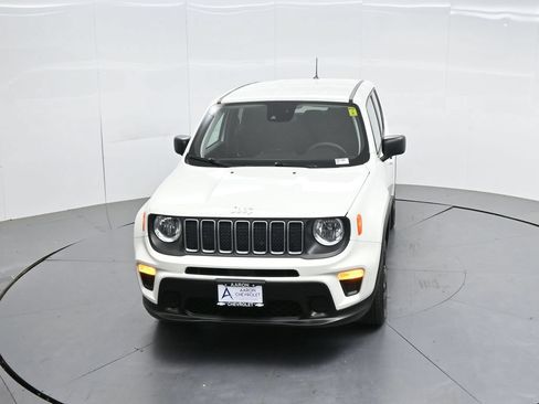 Used 2023 Jeep Renegade Latitude AWD/4WD image 47