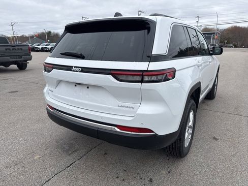 New 2026 Jeep Grand Cherokee Laredo AWD/4WD image 5