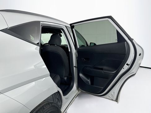 Used 2024 Hyundai Kona SEL FWD image 30
