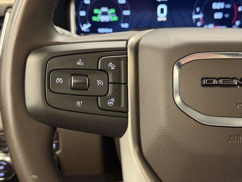 Used 2024 GMC Sierra 2500 Denali w/ Denali Reserve Package AWD/4WD image 18