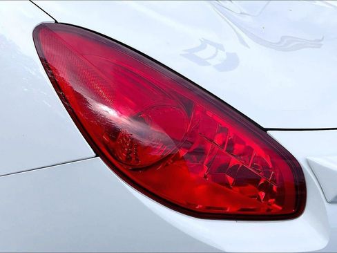 Used 2007 Pontiac Solstice Convertible w/ Premium Package RWD image 28