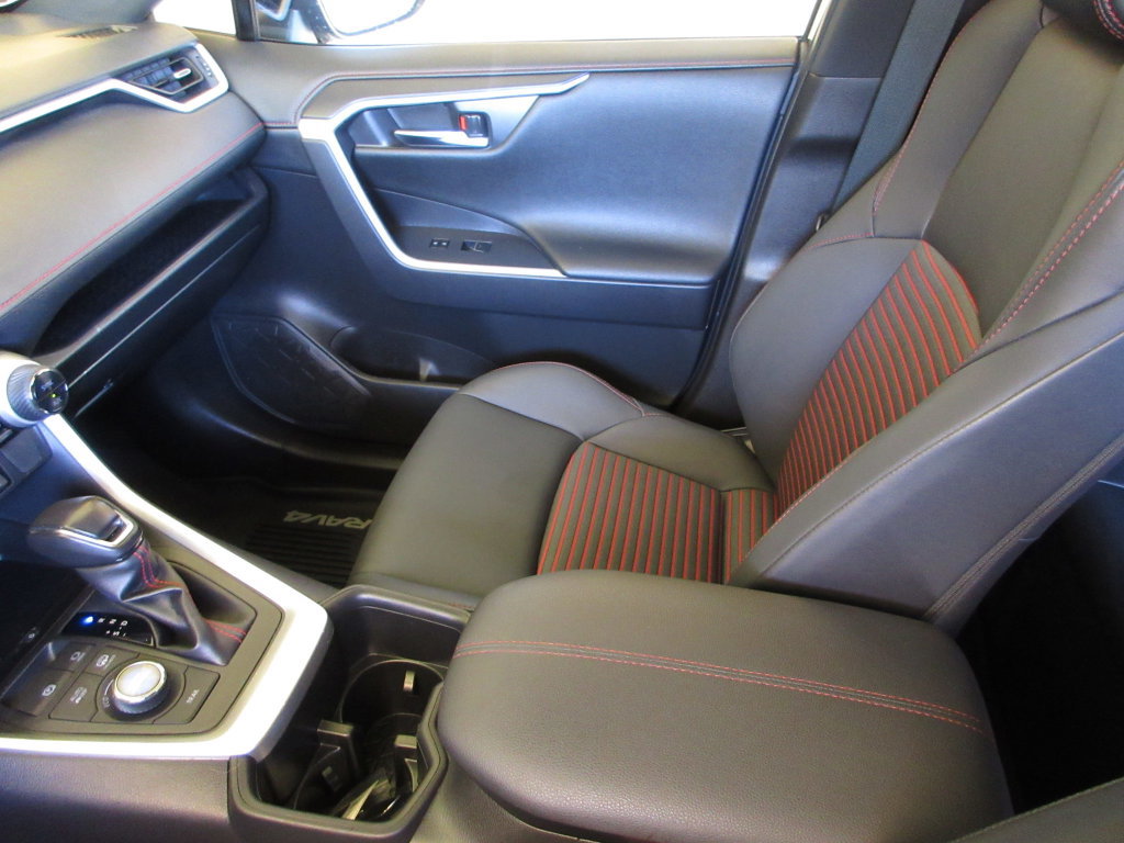 Used 2022 Toyota RAV4 XSE AWD/4WD image 24
